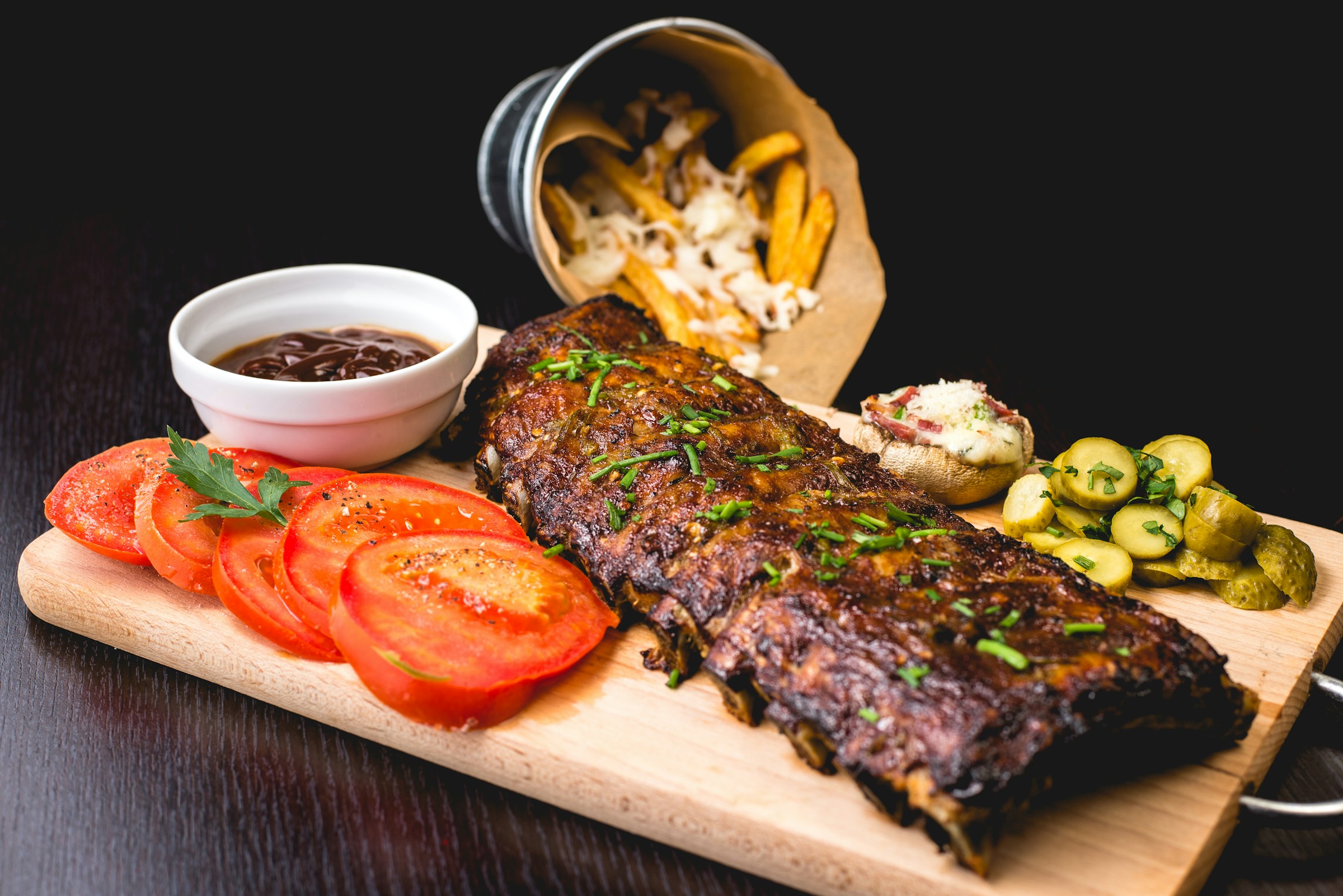 Parrillada con carne y acompañamientos